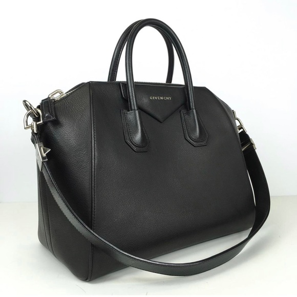 Authentic Givenchy Antigona - Picture 6 of 7